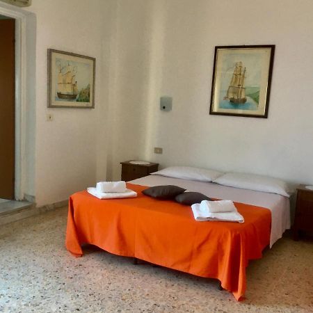 Camere Il Leone 陶尔米纳 外观 照片